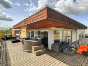 Skyhouse Riga Lux Penthouse & SPA